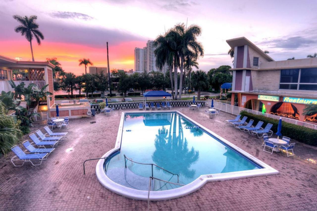 哈兰代尔海滩Hallandale Studio With Pool公寓 外观 照片